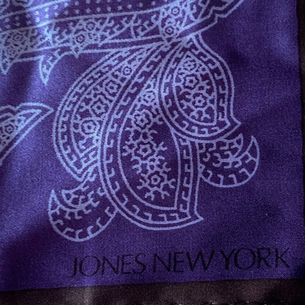Jones New York Paisley Scarf 21 Inch Square Purple Brown Gold